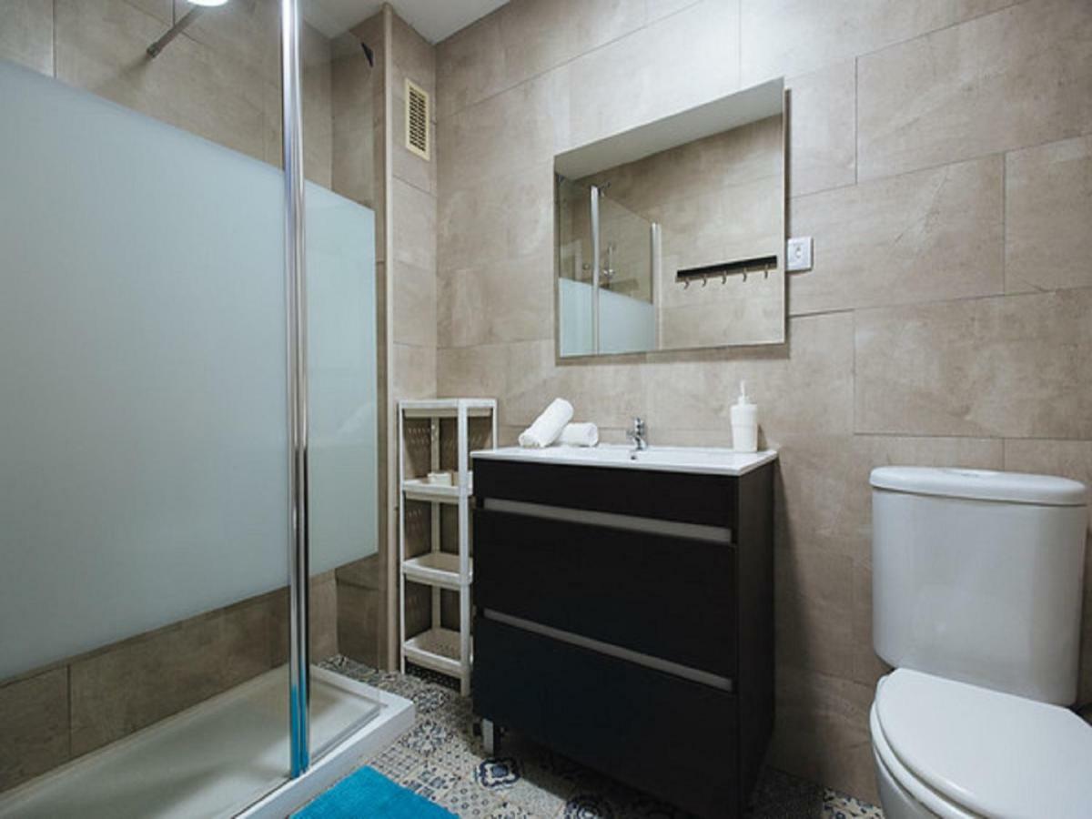 Divi Apartments Martinez Montanes Sevilla Pokoj fotografie